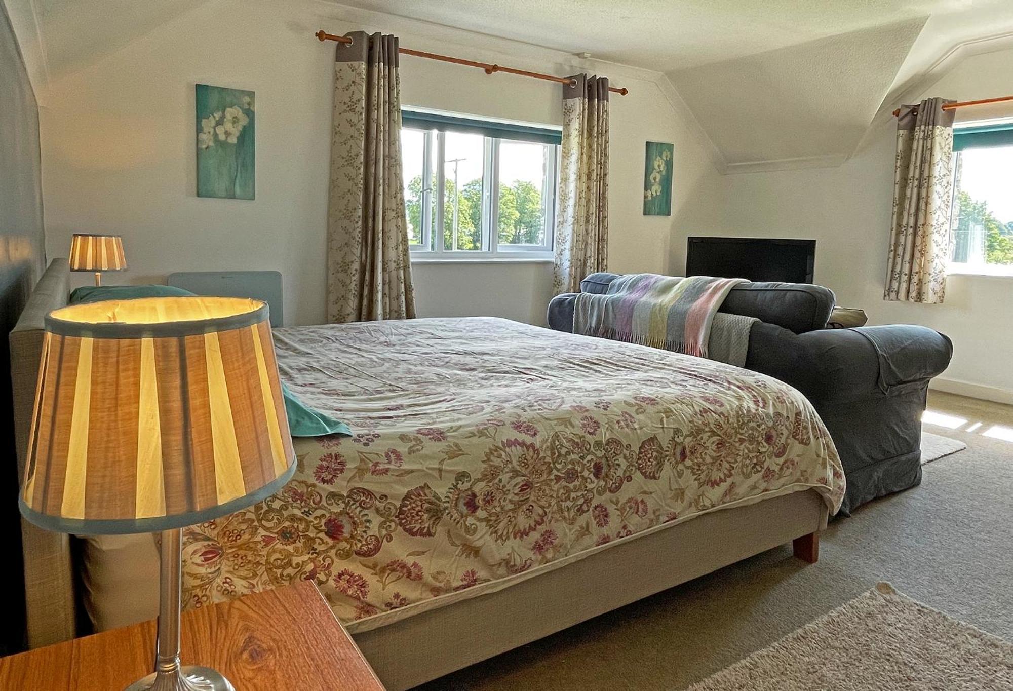 Maesyfelin Isaf B&B Llanybydder Экстерьер фото